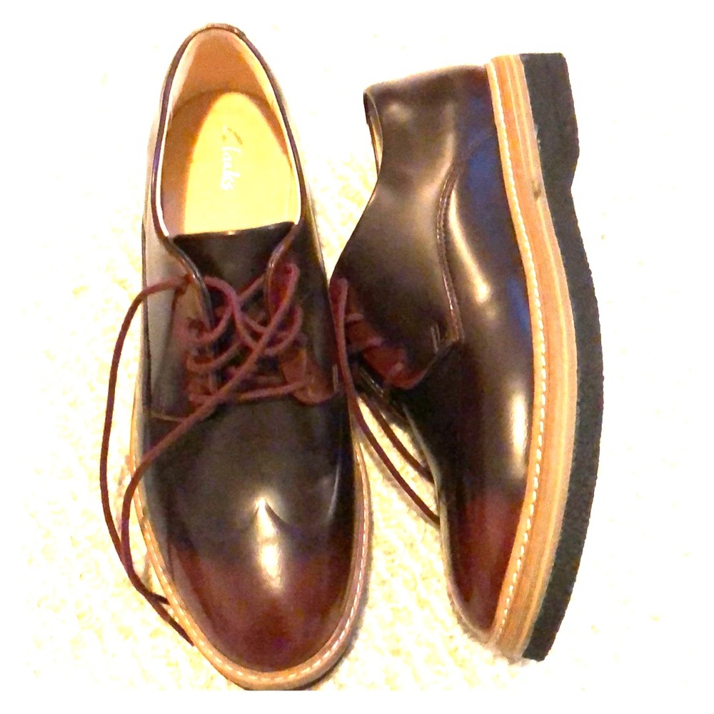 Burgundy/ maroon ombré 9.5 Clarks